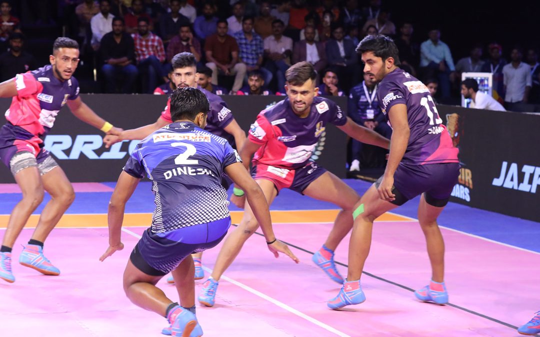 रियल कबड्डी लीग मैचों से पहले खिलाड़ियों ने प्रैक्टिस मैच में जमकर बहाया पसीना